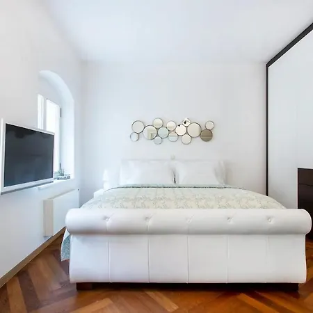 Address Deluxe Downtown Appartamento