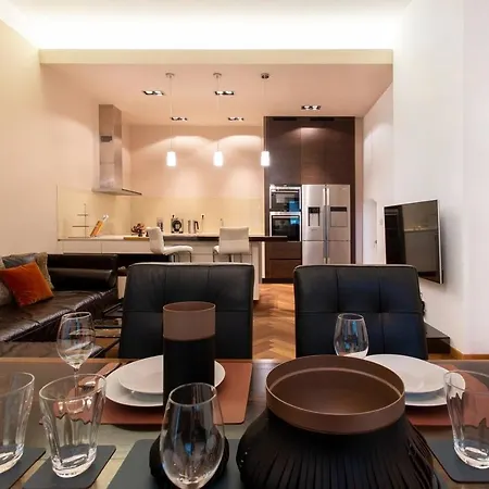 Apartment Address Deluxe Downtown