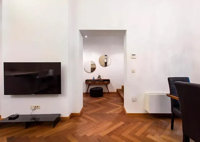 Address Deluxe Downtown ليوبليانا